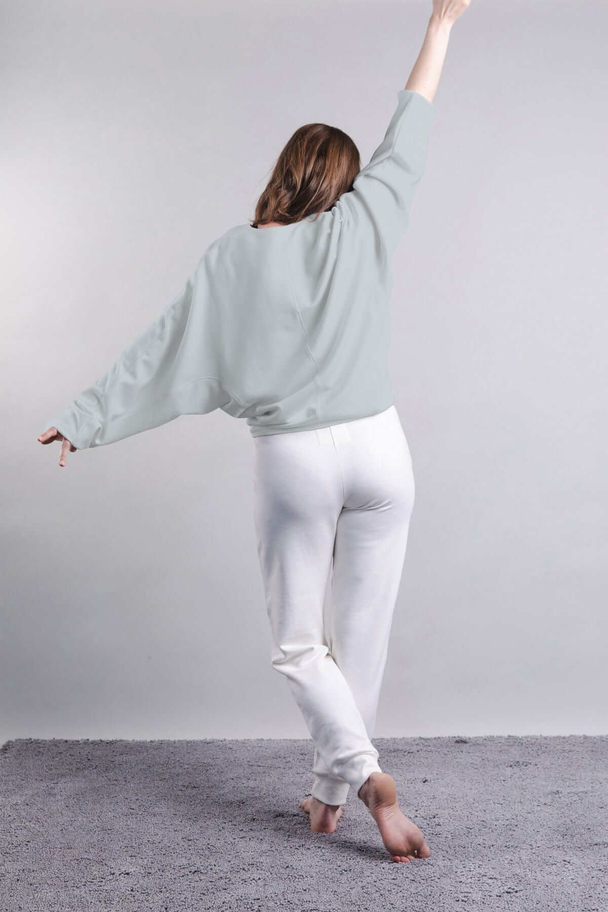Aspen Fleece Nursing Pullover - Image 17