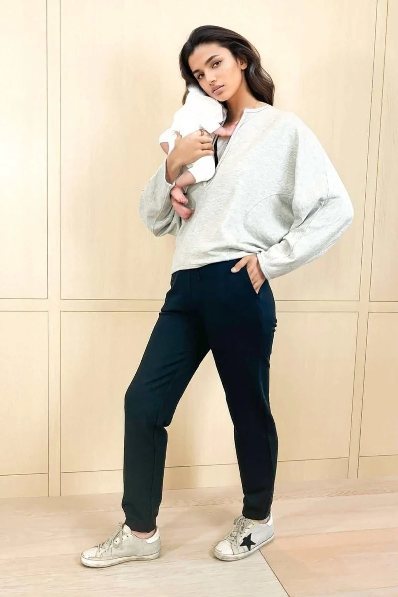 Inez Fleece Jogger - Image 17